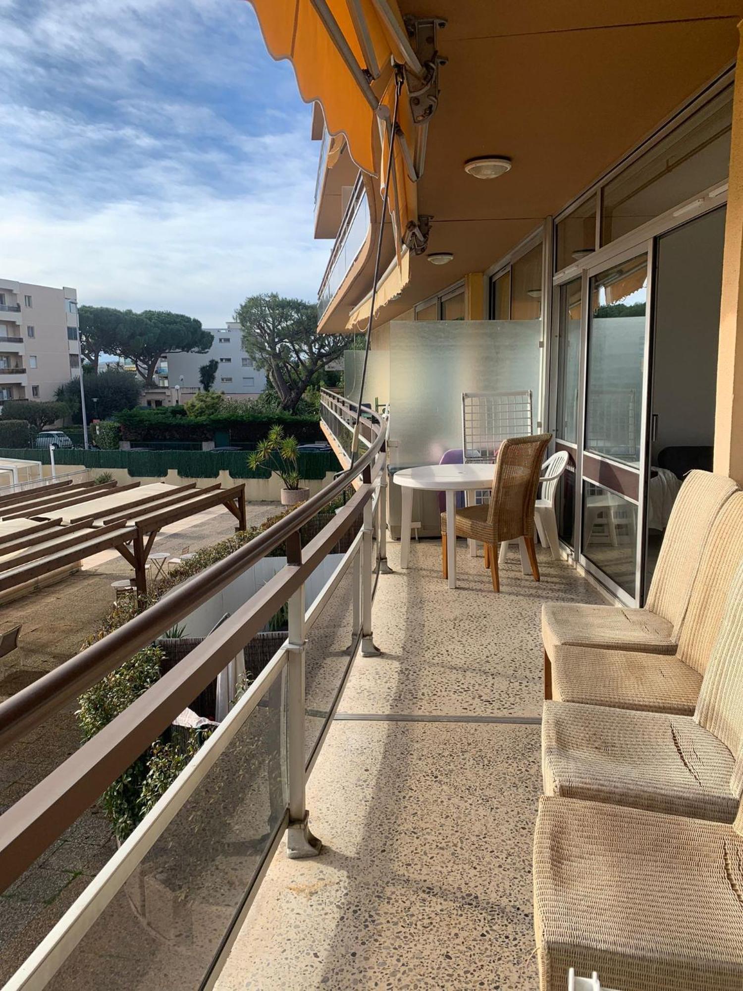 Apartment Heliotel Marine 4* Bord De Mer Saint-Laurent-du-Var Habitación foto